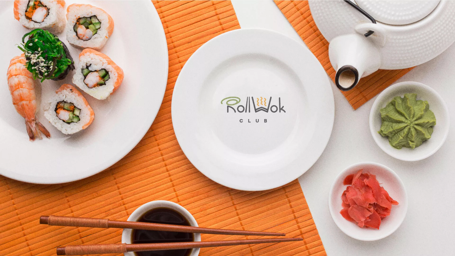 Разработка логотипа и фирменного стиля суши-бара «Roll Wok Club» в Гудермесе